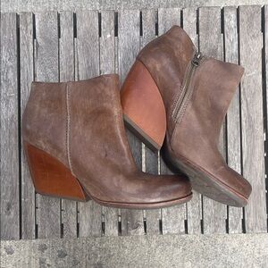 Kork-Ease Women’s Brown Leather Ankle Boots